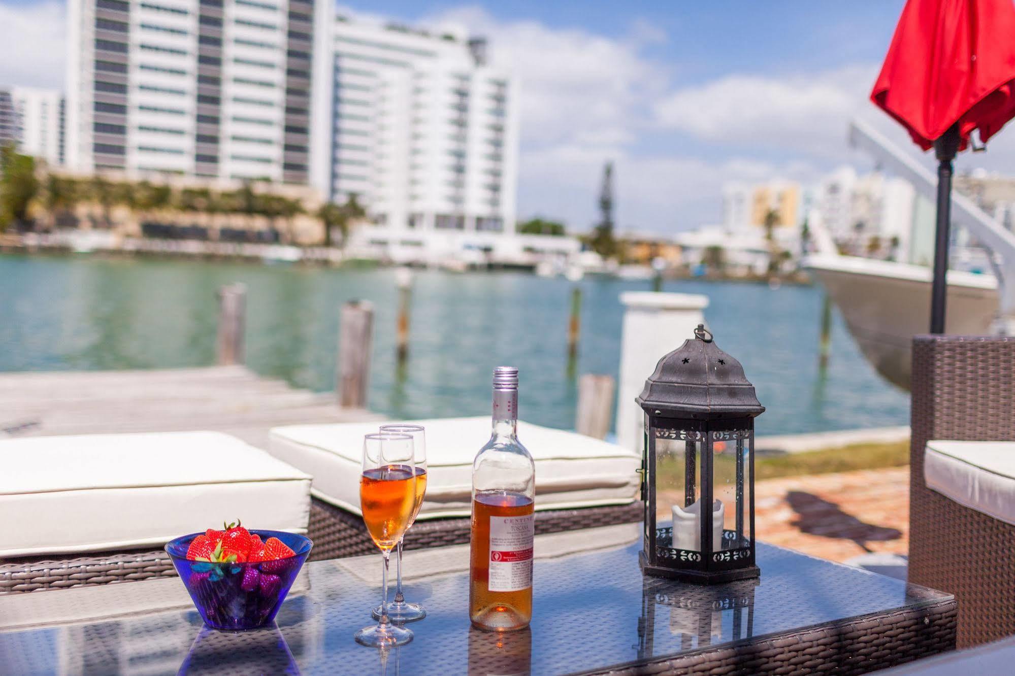 Miami Whitehouse Apartments North Bay Village Luaran gambar